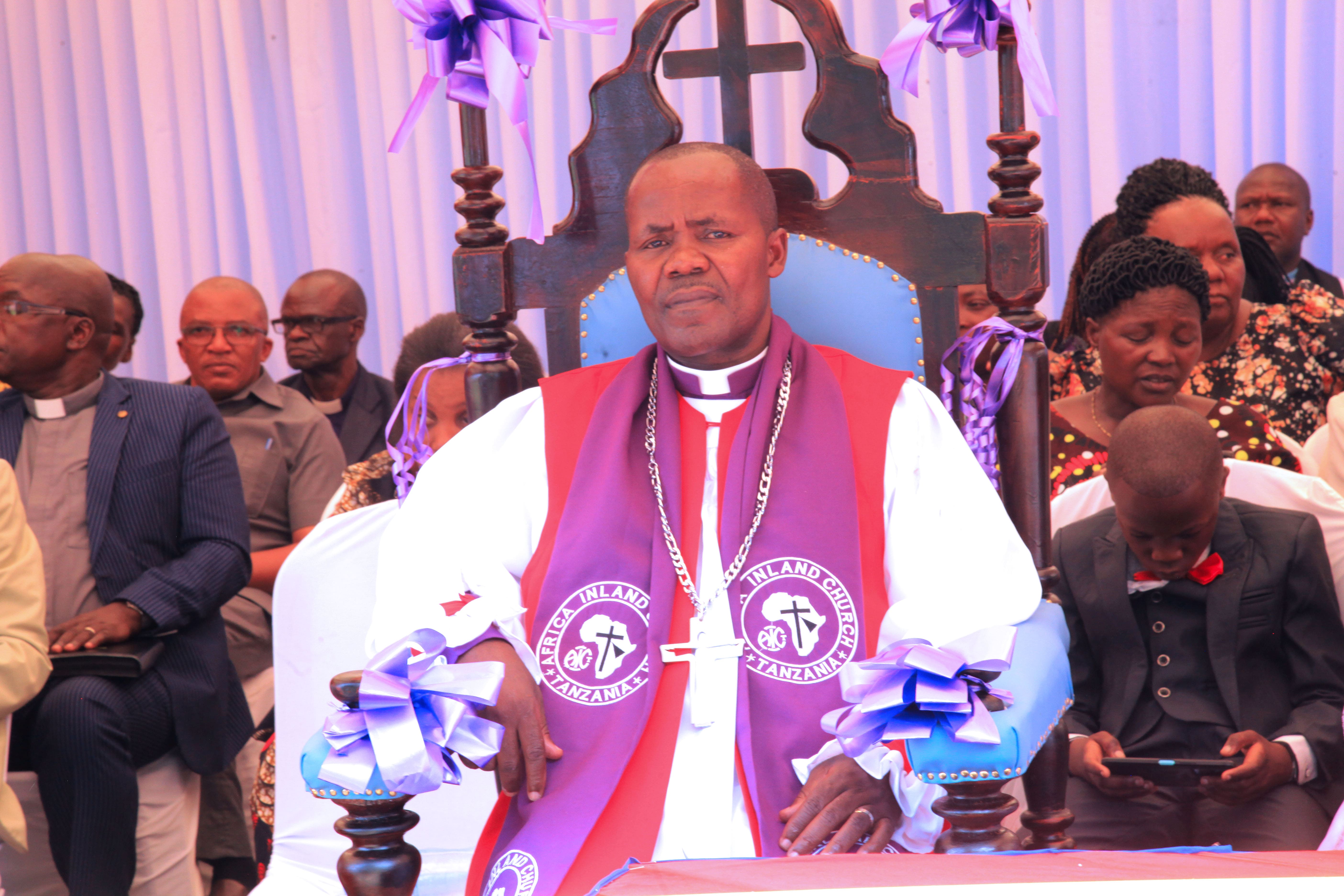 Askofu wa Dayosisi yaTabora